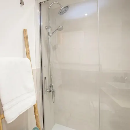 Alohamundi Pureza Apartament Sewilla